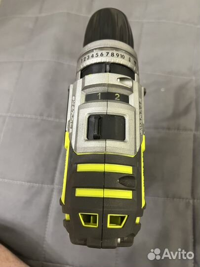 Шуруповерт Ryobi