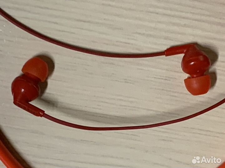 Наушники беспроводные Sony MDR-XB70BT