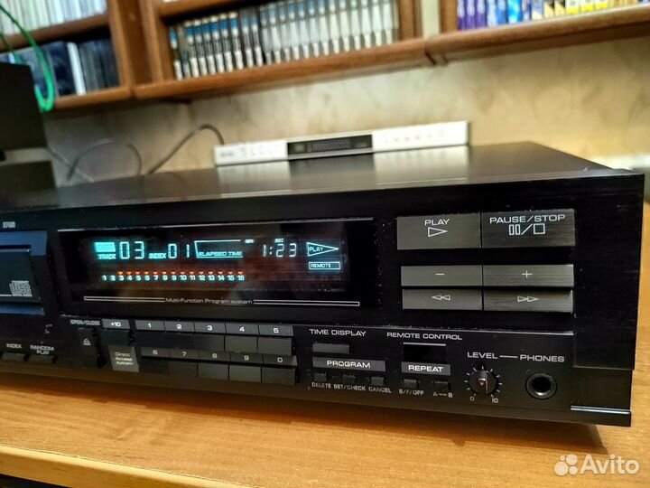 Yamaha CDX-900D