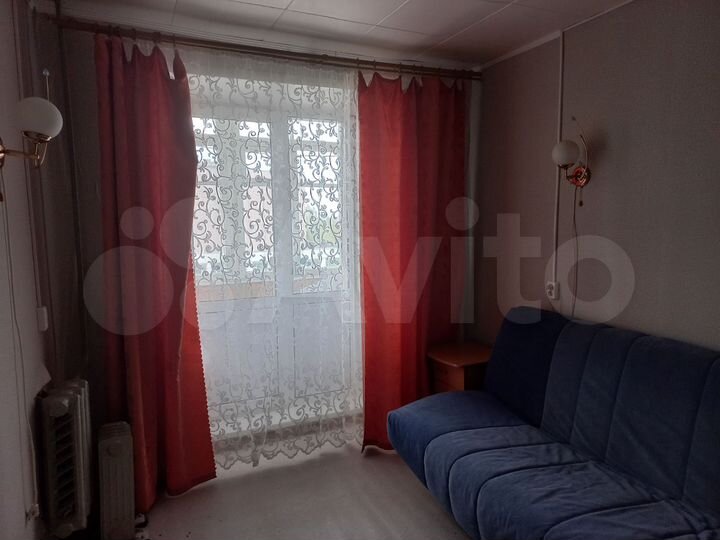 Комната 13 м² в 8-к., 6/9 эт.