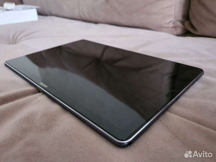 Планшет Huawei MediaPad m6