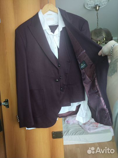 Костюм тройка свадебный