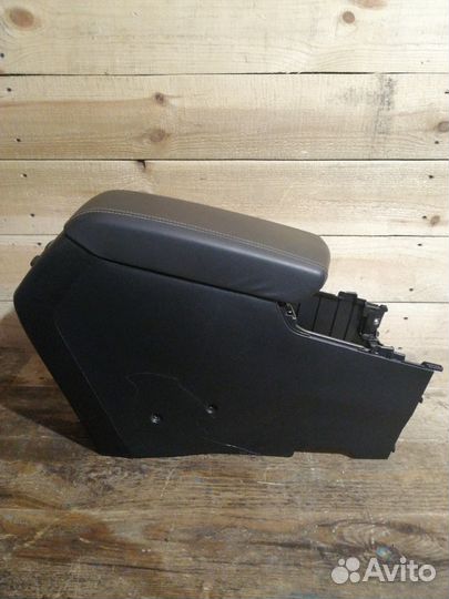 Консоль центральная Hyundai Sonata 7 (LF) 2014-201