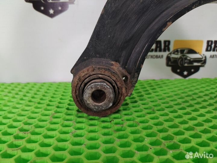 Рычаг задний верхний