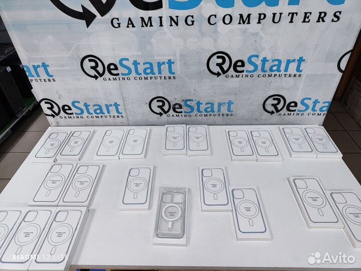 Чехол на iPhone