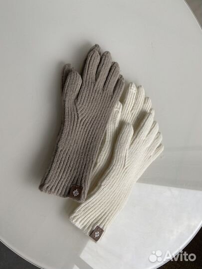 Перчатки