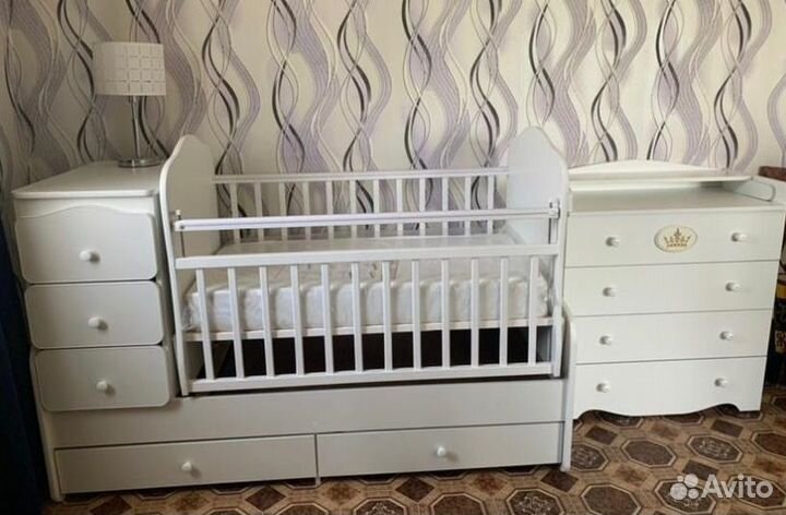 Детская кровать трансформер с комодом