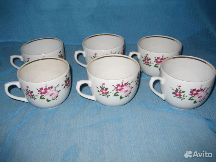 Фарфоровые чайные чашки