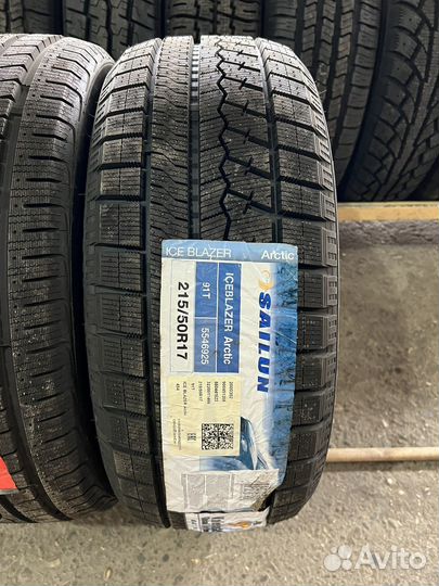 Sailun Ice Blazer Arctic 215/50 R17