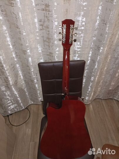 Гитара новая с аксессуарами