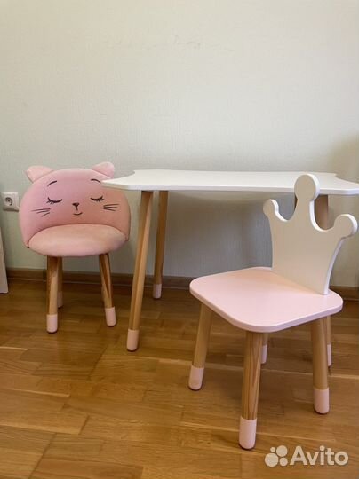 Детский стол со стульчиками