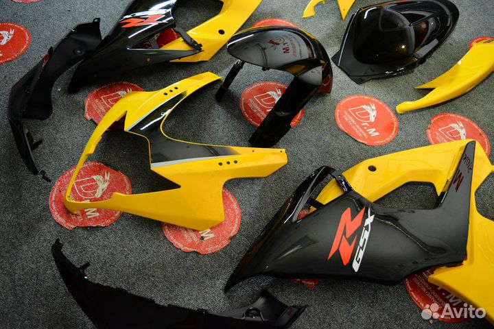 Suzuki gsxr 1000 K5 K6 2005-2006 пластик