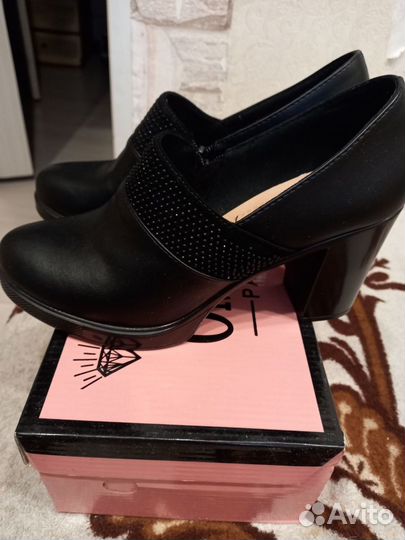 Ботильоны женские 39 размер новые
