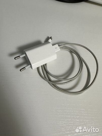 iPhone SE (2020), 64 ГБ