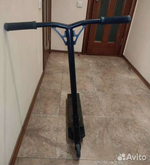 Самокат Трюковой xaos Locust,черный