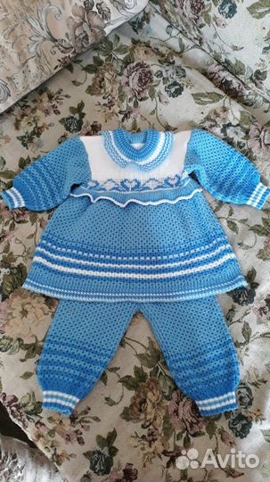 Вязаный костюмчик