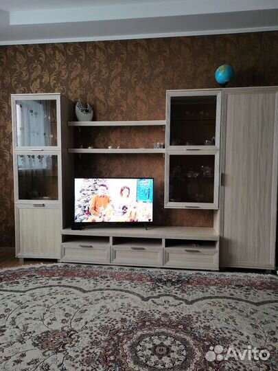 Стенка в гостиную