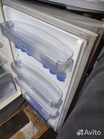 Холодильник whirlpool