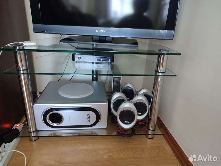 Стеклянная тумба