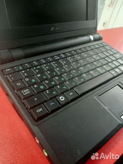 Ноутбук asus 700