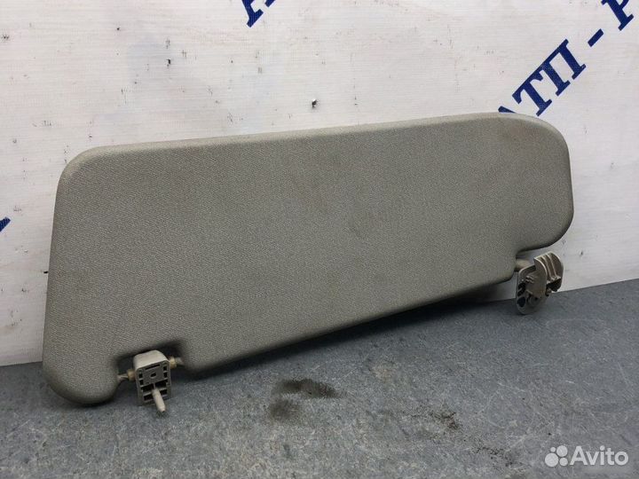 Козырек солнцезащитный правый Chevrolet Aveo T200