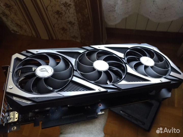 Asus ROG Strix RTX3060 12GB Gaming OC Новая.Пломба