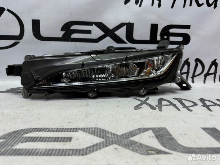 Фара противотуманная передняя левая Lexus Rx350