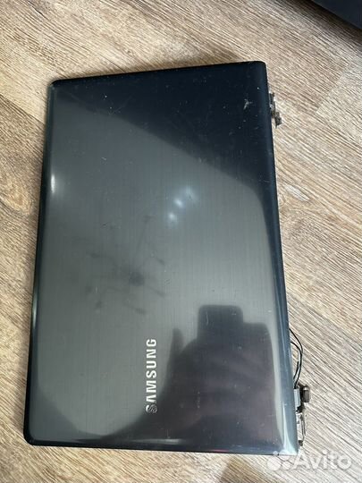 Верх ноута samsung