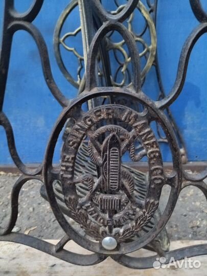 Чугунная станина от швейной машинки