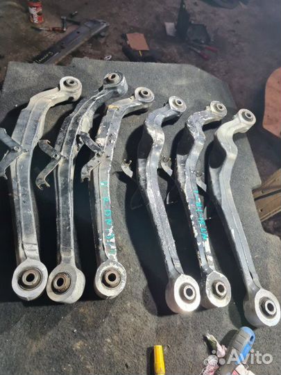 Рычаг поперечный задний Nissan X-Trail T31