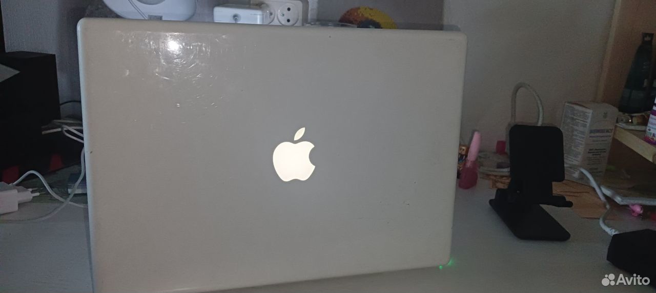 Apple MacBook 4,1