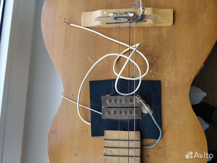 Гитара электрическая