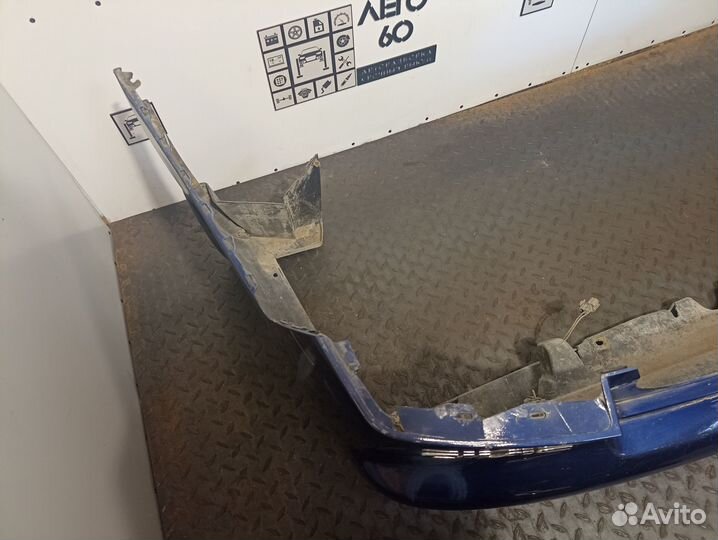 Бампер задний для Honda Civic 2001-2005