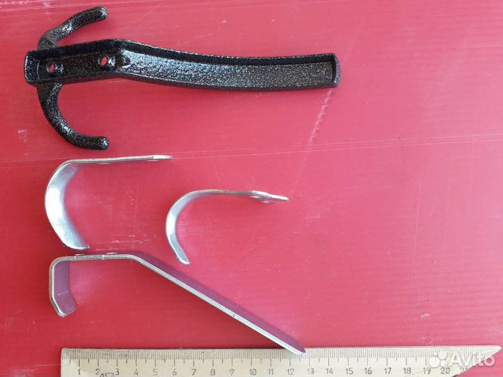 Крючки мебельные.Новые. Ассортимент