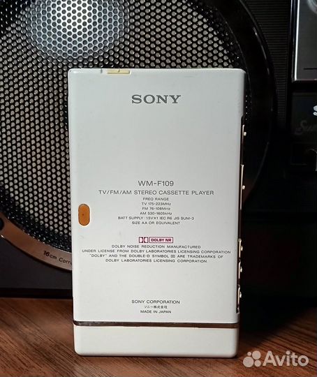 Кассетный плеер Sony Walkman wm-f109