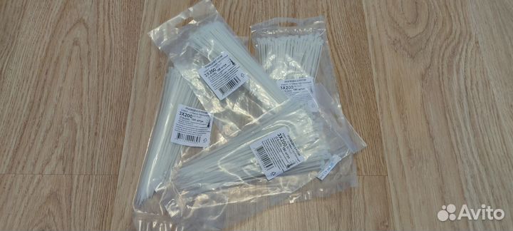 Хомут-стяжка