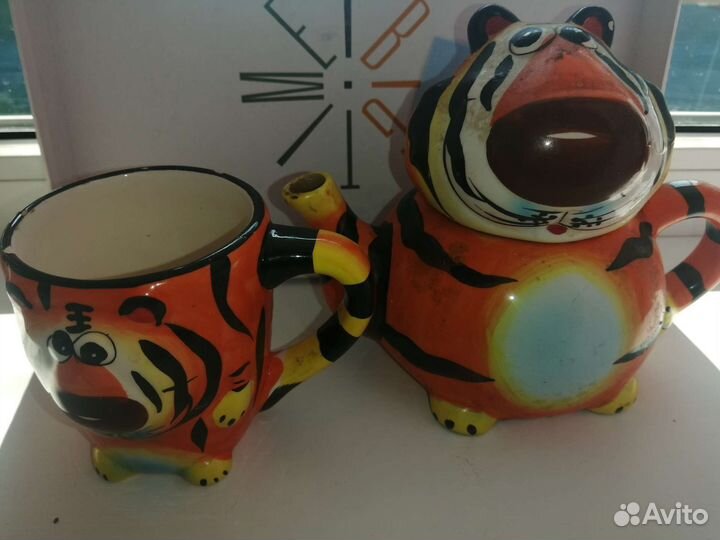 Наборы керамики: чайник + чашка, кувшин + чашка