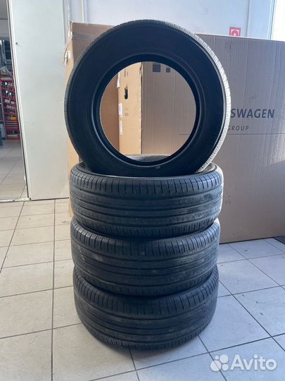 Yokohama BluEarth AE50 235/55 R18
