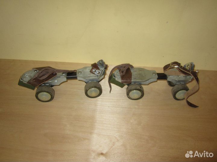 Раздвижные роликовые коньки