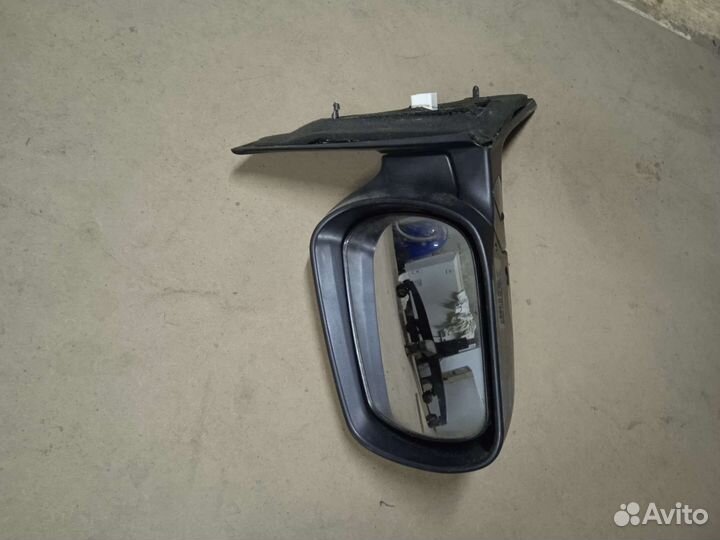 Зеркало левое Мазда 3 BK 2004-2008