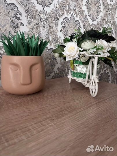 Искусственная трава в кашпо