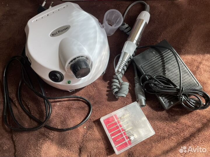 Аппарат и лампа для маникюра