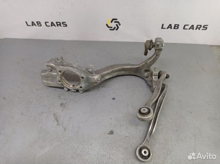 Кулак поворотный передний правый Audi A6 C6