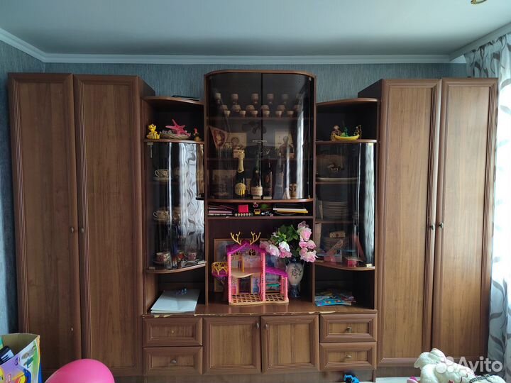 Стенка в гостиную бу