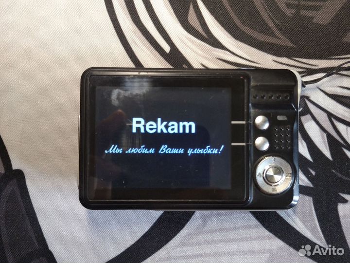 Компактный фотоаппарат