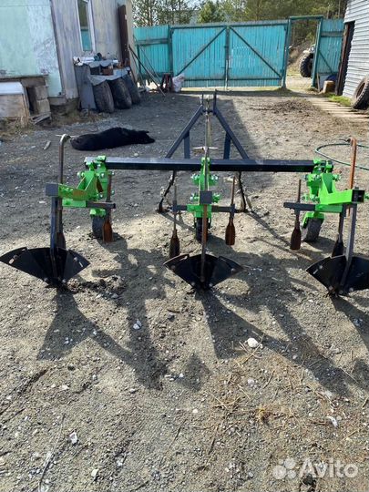 Культиватор окучник