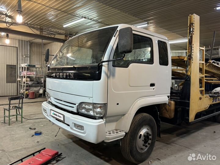 Эвакуатор Yuejin 1080, 2007