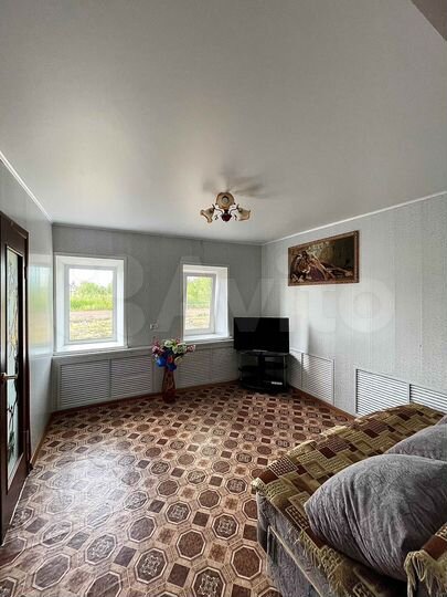 Дом 61 м² на участке 6 сот.