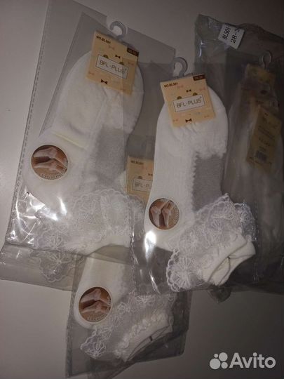 Носочки с рюшами белые 28-30 летние