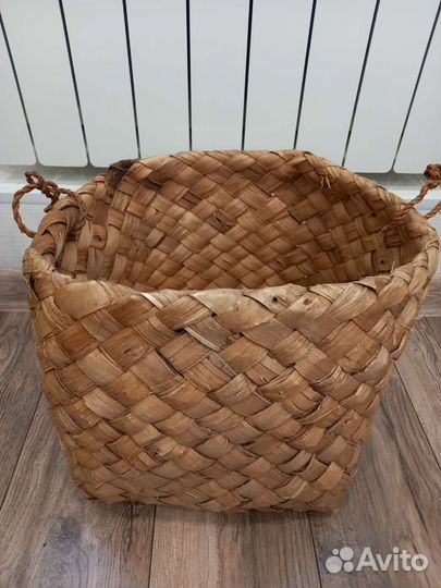 Старинный берестяной короб